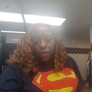 Meet your Posher, Dakia